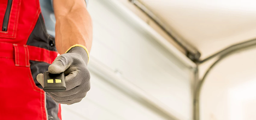 Residential Garage Door Security in Lake Forest, California